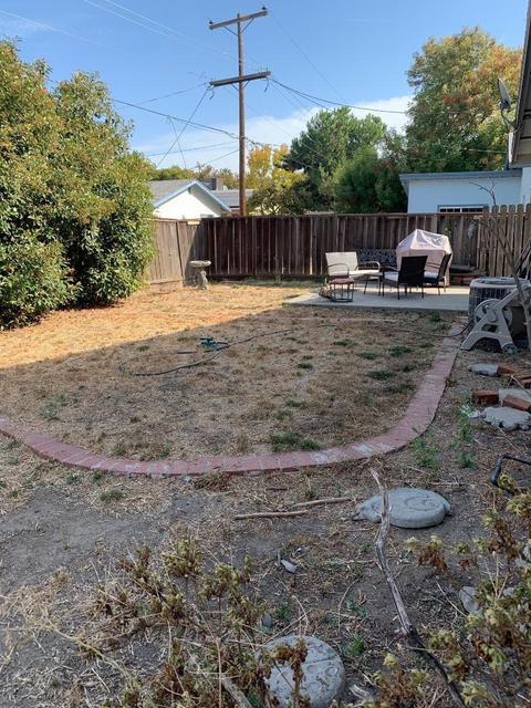 217 E Loretta Ave, Stockton, CA 95207 photo 14