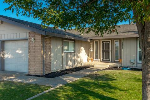 2809 Bluebird Dr, Ceres, CA 95307 photo 2