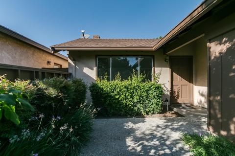 1925 Red Oak Dr, Modesto, CA 95354 photo 3