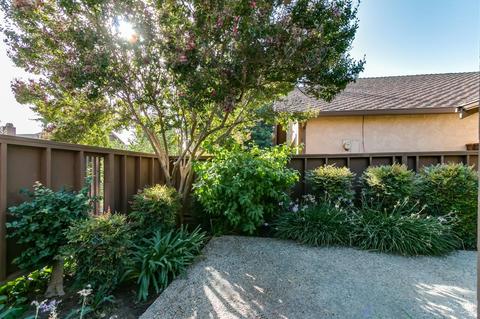1925 Red Oak Dr, Modesto, CA 95354 photo 2