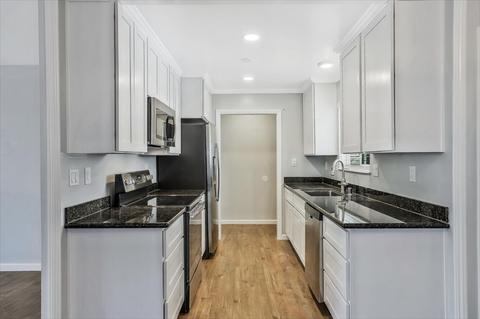 1237 W Beverly Pl, Tracy, CA 95376 photo 9