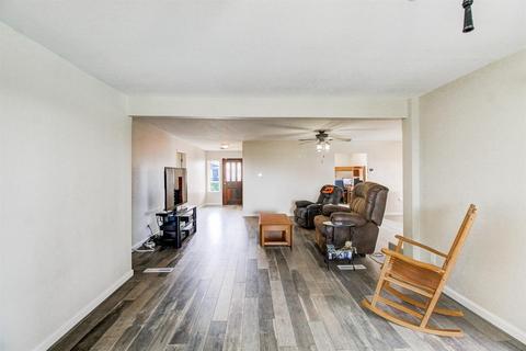 3606 Jeffrey Dr, Modesto, CA 95357 photo 27
