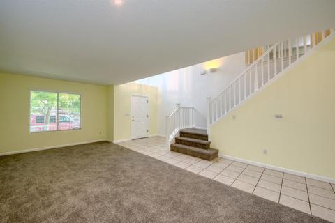 1136 Tern Way, Patterson, CA 95363 photo 6