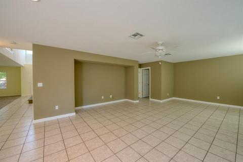 1136 Tern Way, Patterson, CA 95363 photo 8