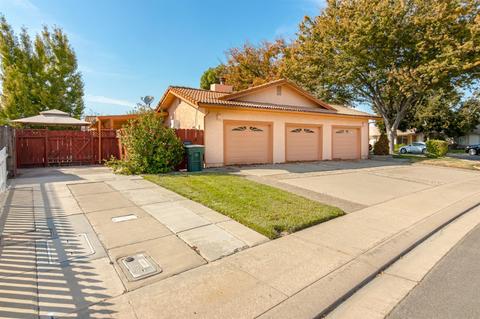 1924 Columbard Way, Modesto, CA 95351 photo 4