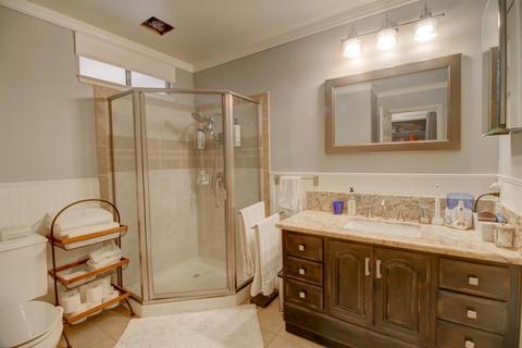 1900 W Post Oak Dr, Modesto, CA 95354 photo 10