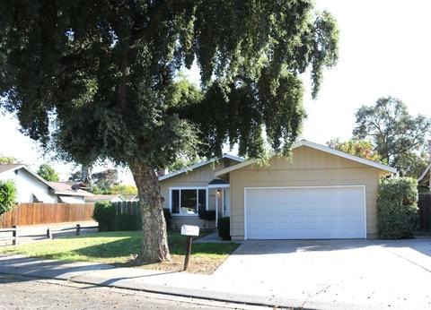 2104 Lance St, Modesto, CA 95354 photo 2