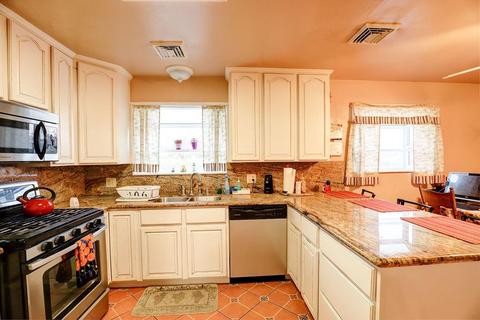 4649 W Peltier Rd, Lodi, CA 95242 photo 5