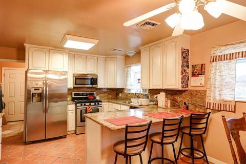 4649 W Peltier Rd, Lodi, CA 95242 photo 6