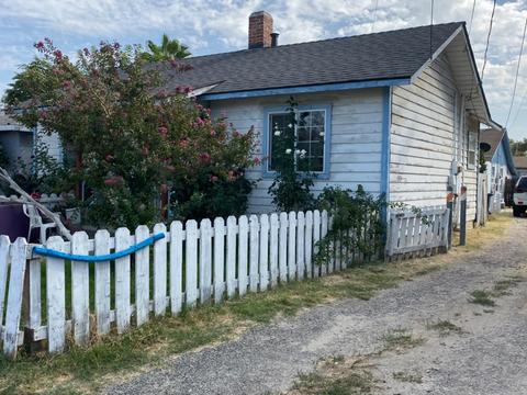 910 Wayside Dr, Turlock, CA 95380 photo 2