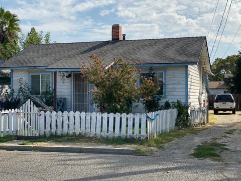 910 Wayside Dr, Turlock, CA 95380 photo 1
