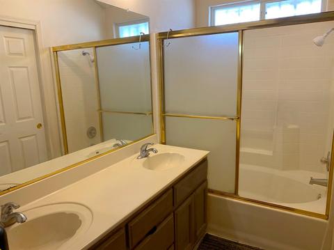 728 Empire Ave, Modesto, CA 95354 photo 4