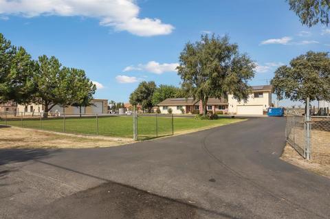 21301 Eastern Heights Rd, Linden, CA 95236 photo 1