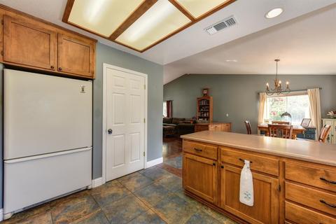 557 Shell Ln, Placerville, CA 95667 photo 32
