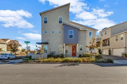 1688 Vine St, Davis, CA 95616 photo 1