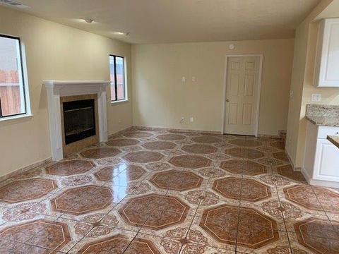 2817 E Glasglow Dr, Ceres, CA 95307 photo 7