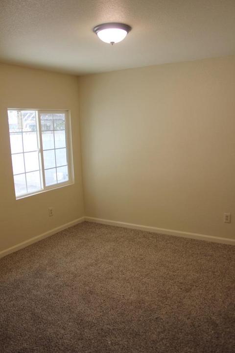 1308 Picardy Dr, Modesto, CA 95351 photo 10