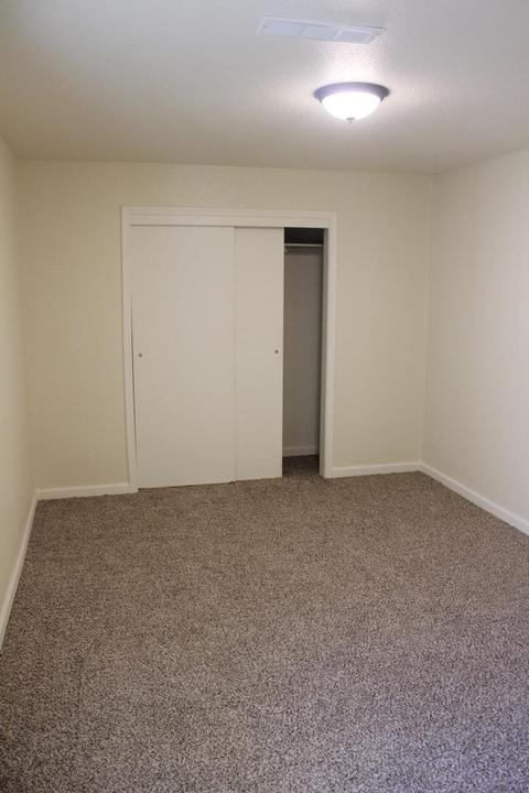 1308 Picardy Dr, Modesto, CA 95351 photo 9