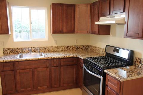 1308 Picardy Dr, Modesto, CA 95351 photo 4