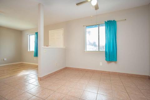 6782 Beth Cir, Winton, CA 95388 photo 4