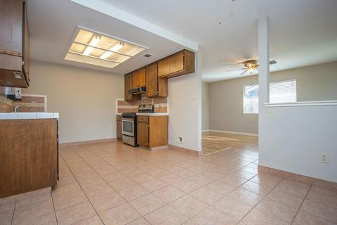 6782 Beth Cir, Winton, CA 95388 photo 9