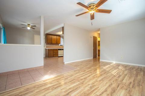 6782 Beth Cir, Winton, CA 95388 photo 6