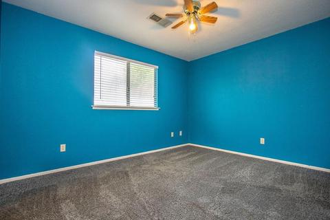 6782 Beth Cir, Winton, CA 95388 photo 12