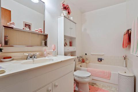 941 Woodrow St, Lodi, CA 95240 photo 22
