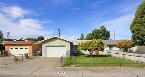 941 Woodrow St, Lodi, CA 95240 photo 1