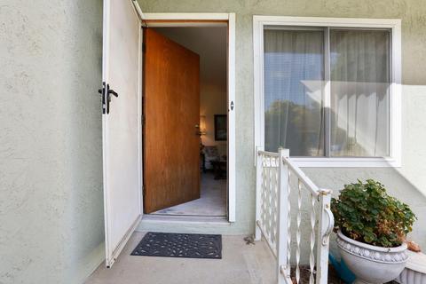 941 Woodrow St, Lodi, CA 95240 photo 4