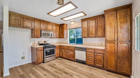 2700 Pinnacles Dr, Modesto, CA 95358 photo 8