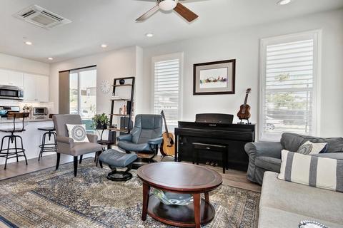 1695 Heirloom St, Davis, CA 95616 photo 8