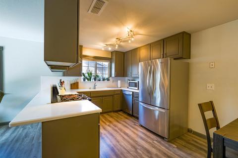 1026 Eisenhower Way, Winters, CA 95694 photo 12
