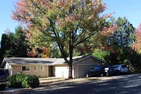 556 Packard Dr, Grass Valley, CA 95945 photo 2
