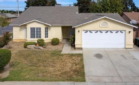 95 Barbados Ct, Merced, CA 95341 photo 2