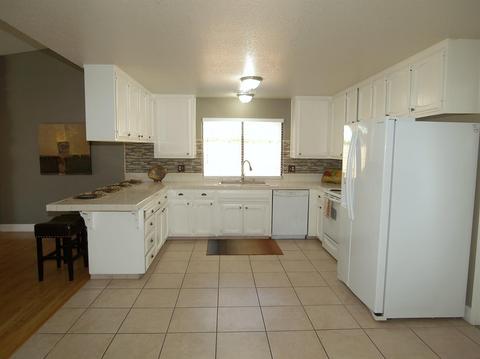 3905 Northview Dr, Modesto, CA 95355 photo 18