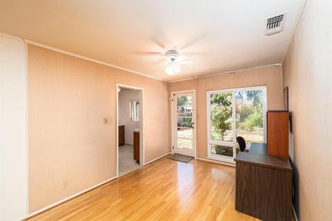 549 J St, Davis, CA 95616 photo 9