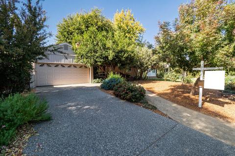 549 J St, Davis, CA 95616 photo 1