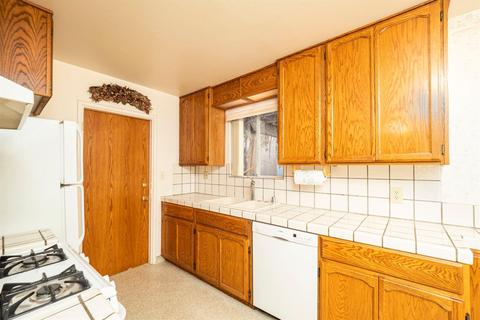 549 J St, Davis, CA 95616 photo 12