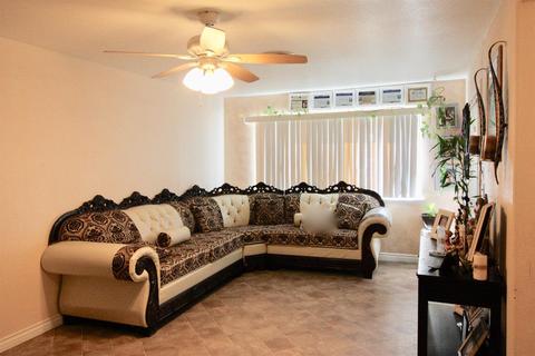 4413 Olivehurst Ave, Olivehurst, CA 95961 photo 3