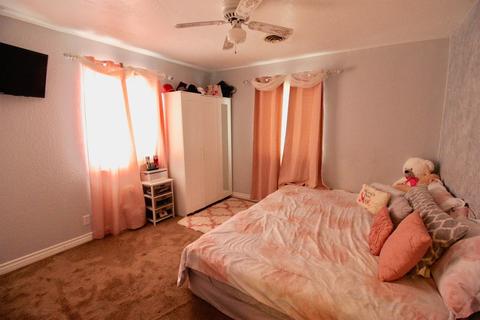 4413 Olivehurst Ave, Olivehurst, CA 95961 photo 20