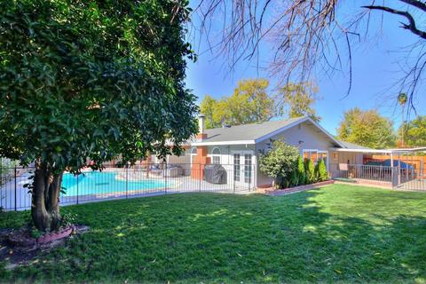 3609 Comstock Way, Carmichael, CA 95608 photo 24