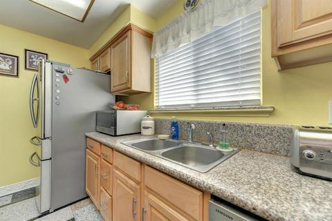 6121 Madison Ave, Carmichael, CA 95608 photo 46