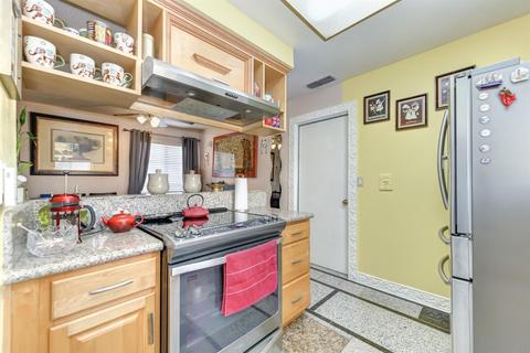 6121 Madison Ave, Carmichael, CA 95608 photo 45