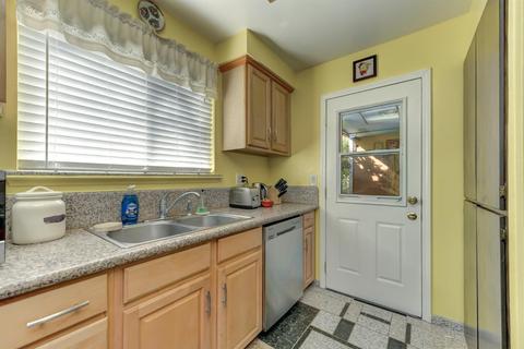 6121 Madison Ave, Carmichael, CA 95608 photo 47