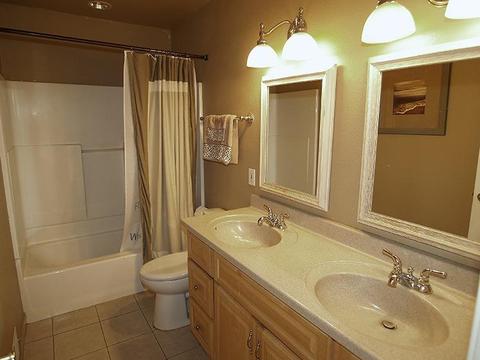 301 Earlham Dr, Turlock, CA 95380 photo 13