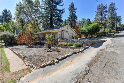 104 W Oak St, Colfax, CA 95713 photo 1