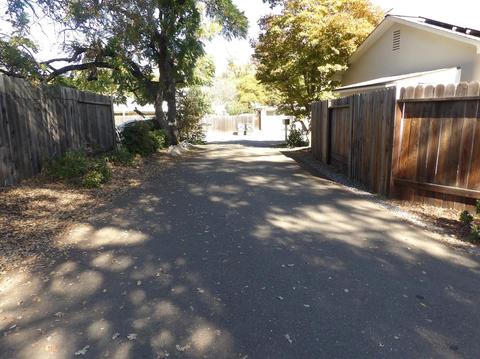 5958 Oak St, Loomis, CA 95650 photo 3