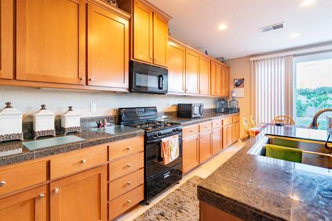 2984 Essie Pl, Modesto, CA 95355 photo 10