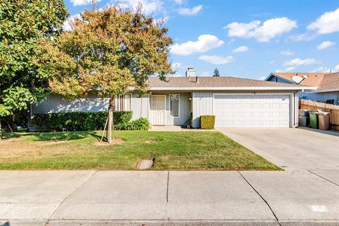 401 Columbia Dr, Lodi, CA 95240 photo 2